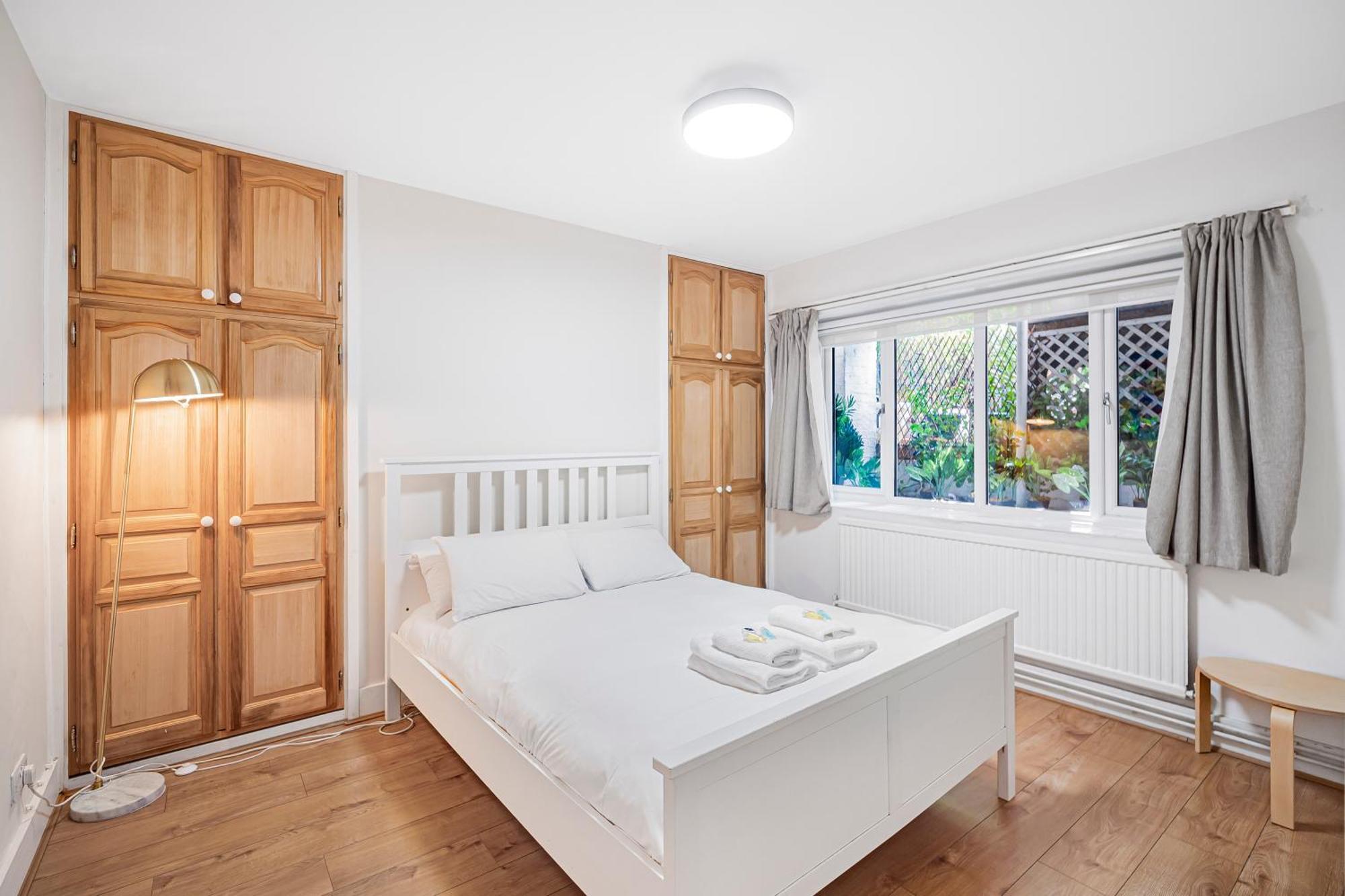 Pass The Keys Private Garden Apartment By Tulse Hill Station Londra Esterno foto